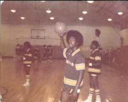 thumbnail 1974Basketball AlanRobinson.jpg
